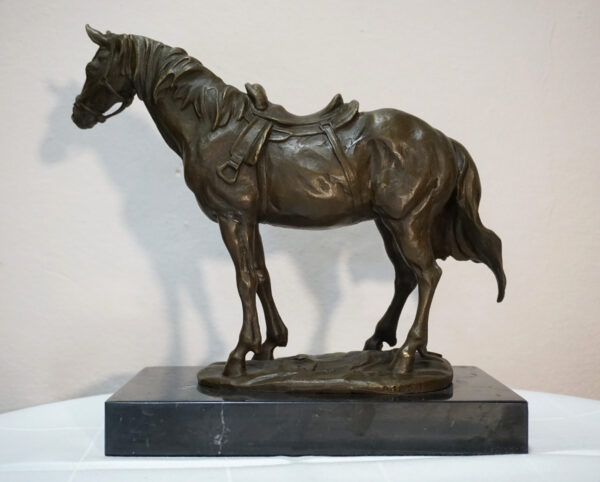 FIGURA Z BRĄZU KOŃ Z SIODŁEM !!