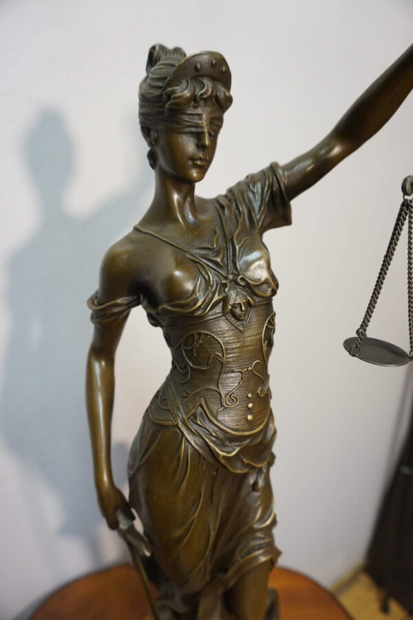 TEMIDA BOGINI SPRAWIEDLIWOŚCI Z BRĄZU 62cm