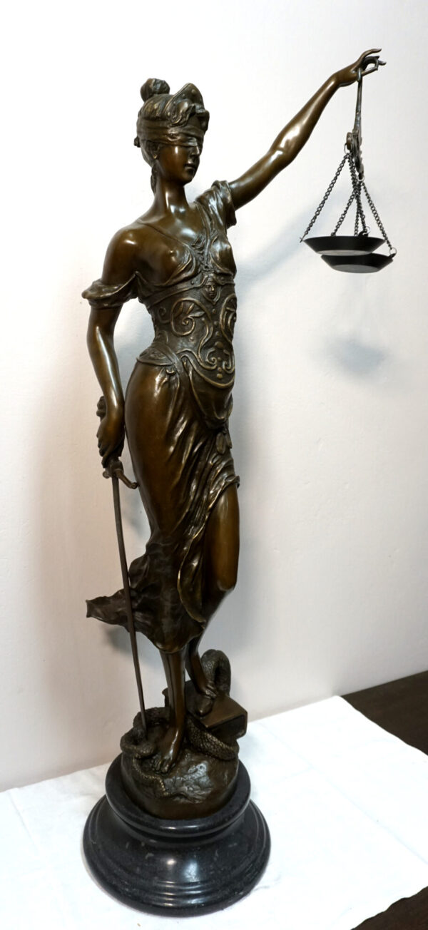 TEMIDA BOGINI SPRAWIEDLIWOŚCI Z BRĄZU WYS102cm