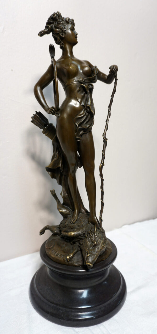 FIGURA Z BRĄZU DIANA BOGINI MYŚLIWYCH