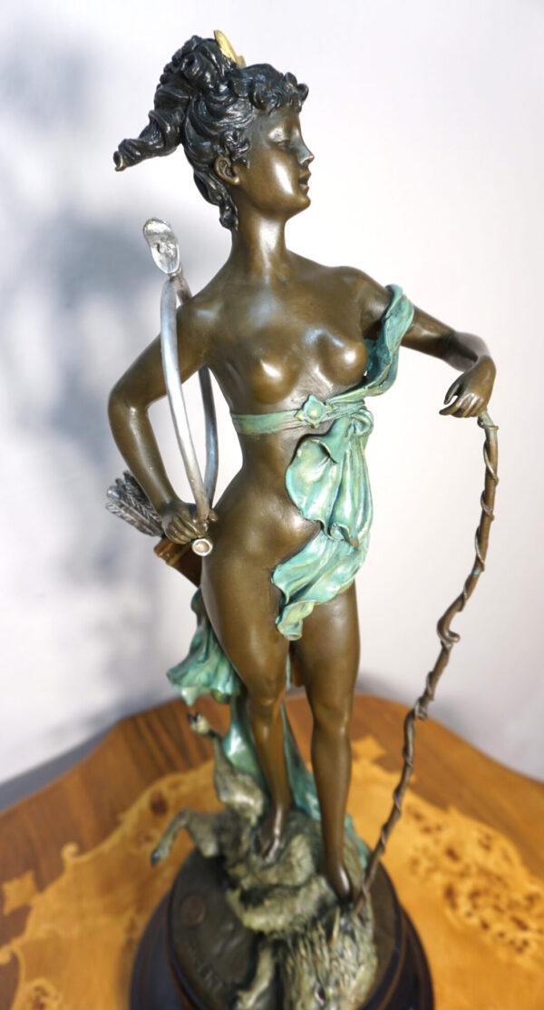 FIGURA Z BRĄZU DIANA BOGINI MYŚLIWYCH