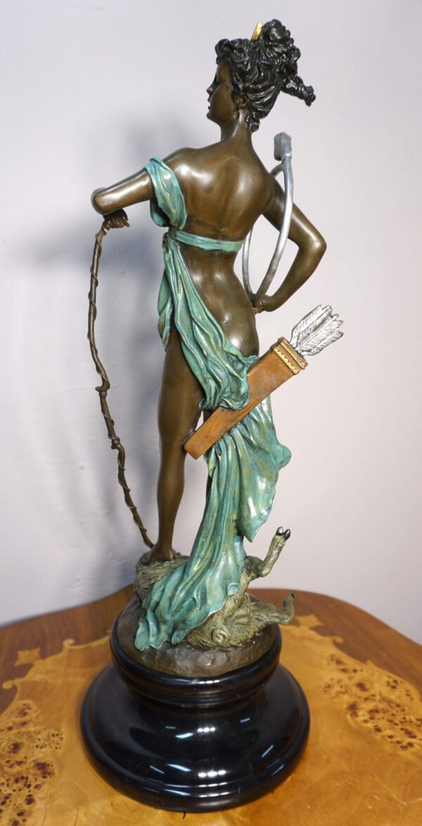 FIGURA Z BRĄZU DIANA BOGINI MYŚLIWYCH