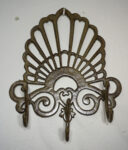 ŻELIWNY WIESZAK OGRODOWY DOMOWY