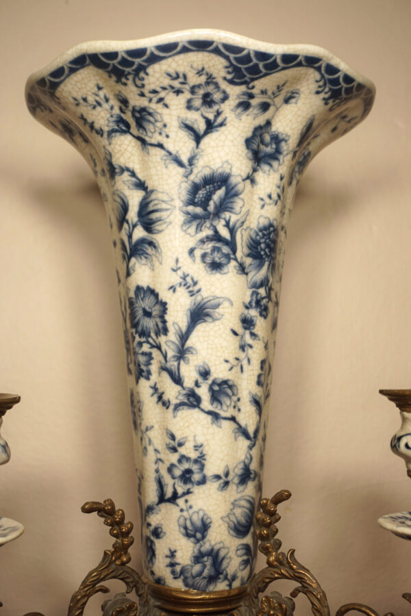 ŚWIECZNIK Z WAZONEM PORCELANA+BRĄZ