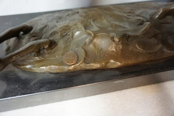 WALCZĄCE DZIKIE KONIE STOJĄCE NA TYLNYCH KOPYTACH FIGURA Z BRĄZU !!