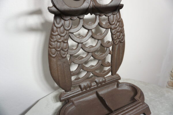 ŻELIWNY STOJAK NA PARASOLE SOWA