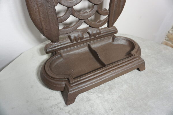 ŻELIWNY STOJAK NA PARASOLE SOWA