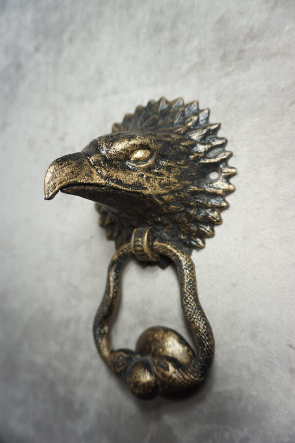 KOŁATKA ŻELIWNA ORZEŁ