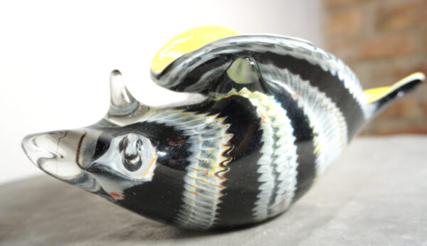 SZKŁO MURANO, DUŻA MUSZLA CZARNO-ŻÓŁTA