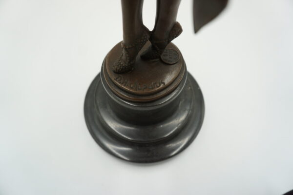 FIGURA Z BRĄZU TANCERKA MISS KITA