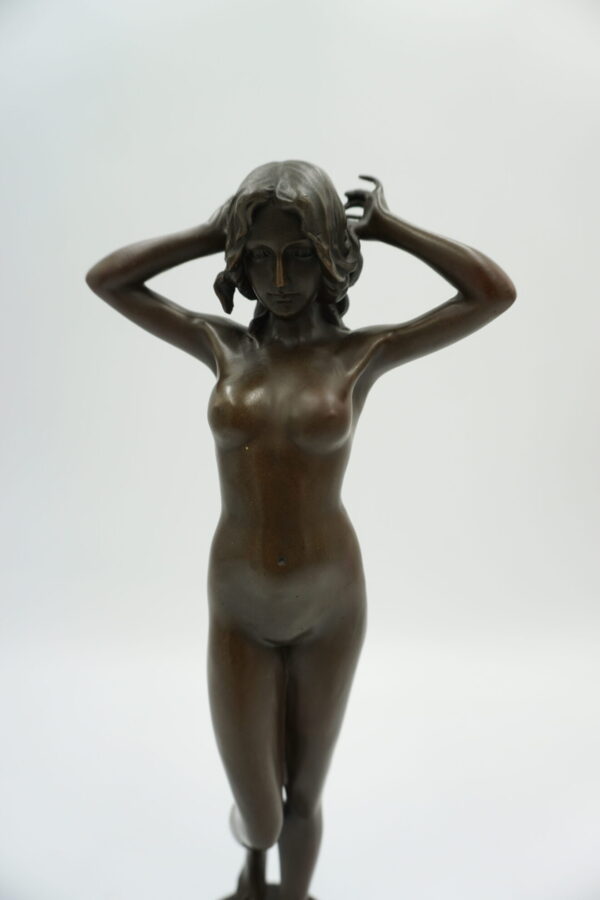 FIGURA Z BRĄZU AKT NAGA KOBIETA