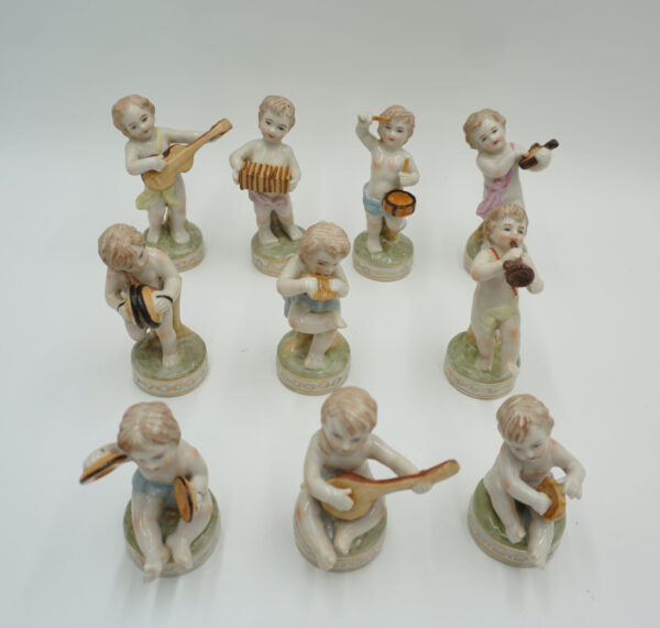 PRZEPIĘKNY PORCELANOWY ZESTAW 10 GRAJKÓW