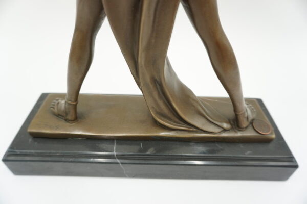 FIGURA Z BRĄZU DIANA ŁOWCZYNI - BOGINI MYŚLIWYCH