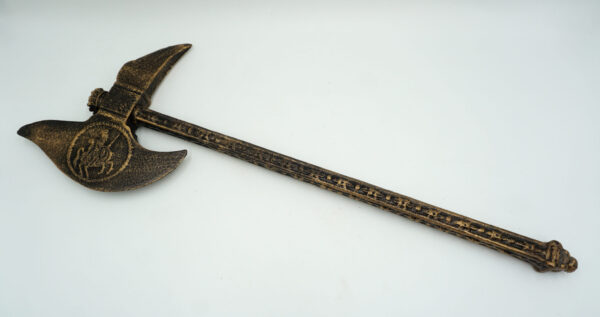 ŻELIWNY TOPÓR BOJOWY HALABARDA