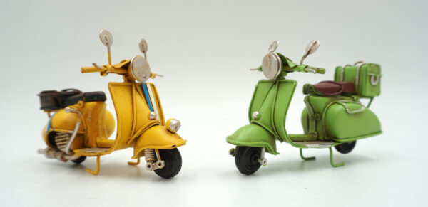 METALOWY MODEL DWA SKUTERY KOLEKCJONERSKIE PREZENTE