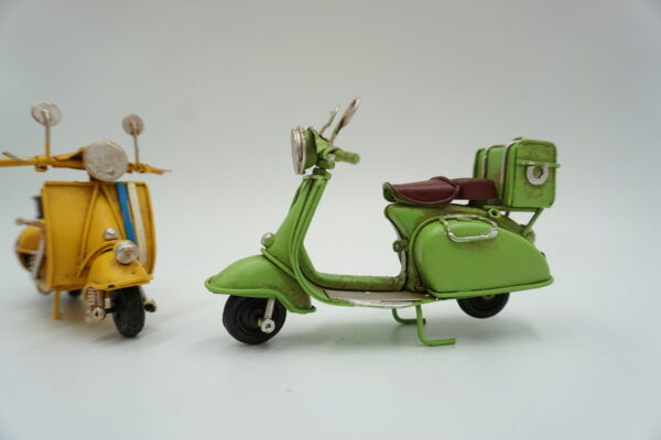 METALOWY MODEL DWA SKUTERY KOLEKCJONERSKIE PREZENTE
