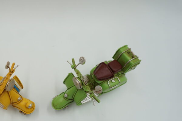 METALOWY MODEL DWA SKUTERY KOLEKCJONERSKIE PREZENTE