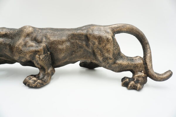 ŻELIWNA FIGURA PANTERA