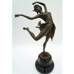 FIGURA Z BRĄZU KOBIETA TANCERKA