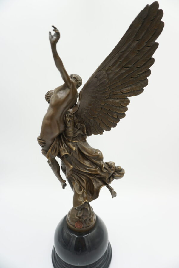 DUŻA FIGURA Z BRĄZU GLORIA VICTIS - CHWAŁA ZWYCIĘŻONYM