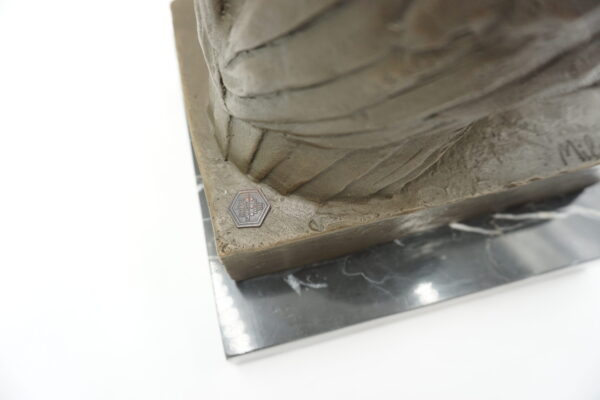 FIGURA Z BRĄZU PTAK PELIKAN