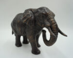 ŻELIWNA FIGURKA SŁOŃ SŁONIK
