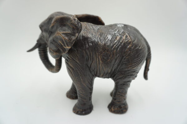 ŻELIWNA FIGURKA SŁOŃ SŁONIK