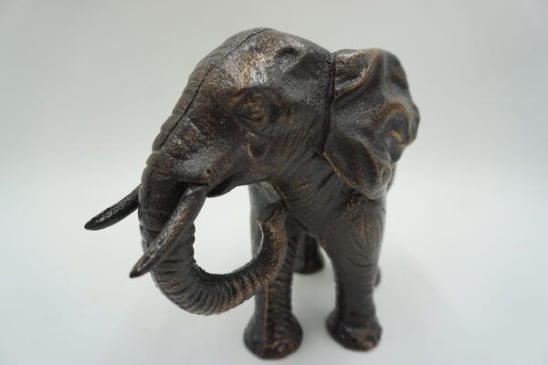 ŻELIWNA FIGURKA SŁOŃ SŁONIK