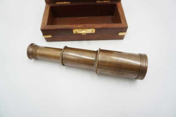 PIĘKNY MOSIĘŻNY MONOKULAR Z ETUI