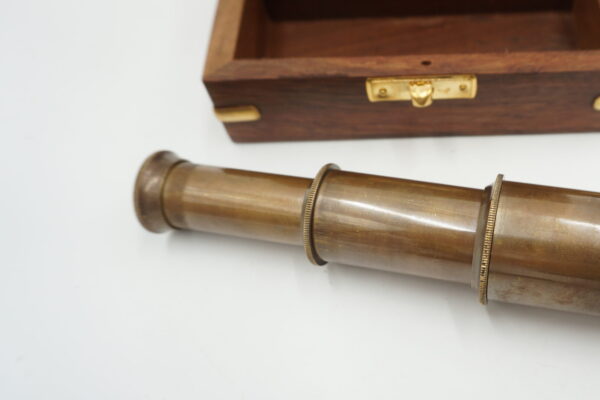 PIĘKNY MOSIĘŻNY MONOKULAR Z ETUI