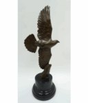 FIGURA Z BRĄZU GOŁĄB W LOCIE