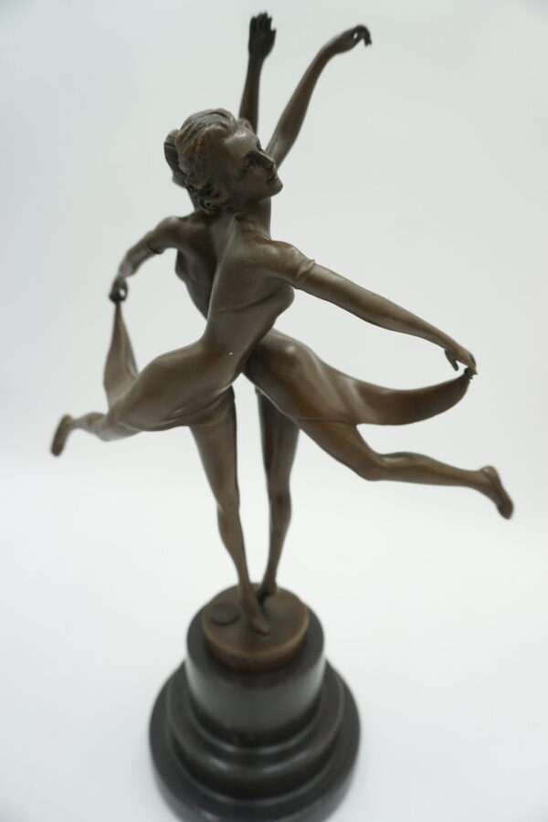 FIGURA Z BRĄZU DWIE TANCERKI