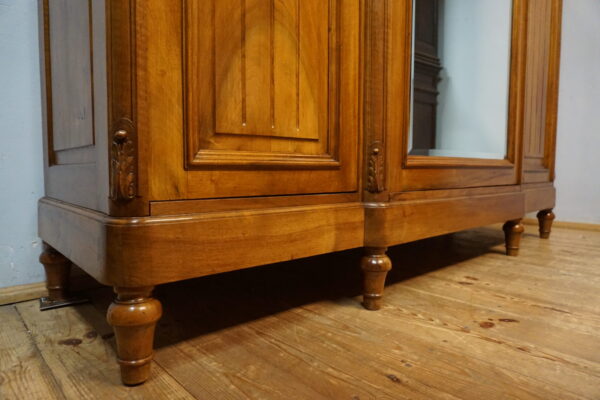 PAŁACOWA SZAFA 3 DRZWIOWA LITY ORZECH FRANCJA