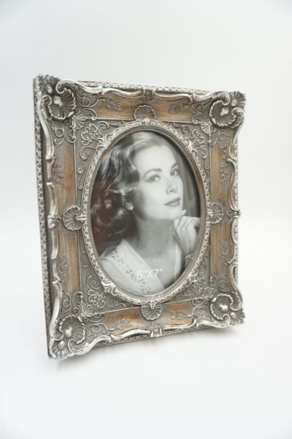DEKORACYJNA SREBRNA RAMKA RAMA NA ZDJĘCIE
