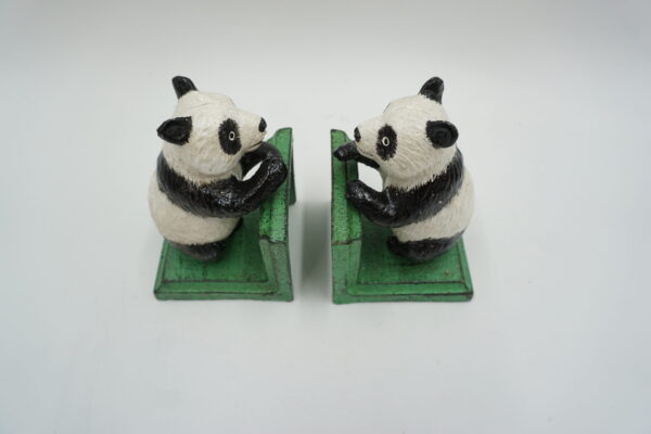 ŻELIWNE PODPÓRKI POD KSIĄŻKI PANDY