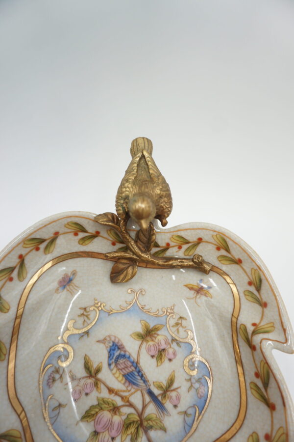 PIĘTROWA PATERKA PORCELANA Z BRĄZEM - PTASZEK