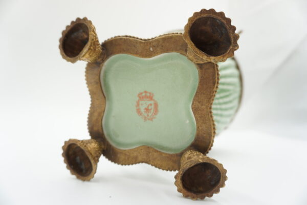 PUCHAR PATERA PORCELANA Z BRĄZEM - KONIK MORSKI