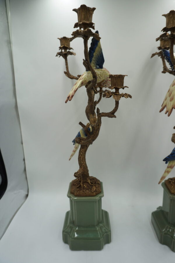 NIESAMOWITA PARA ŚWIECZNIKÓW PTASZKI PORCELANA Z BRĄZEM