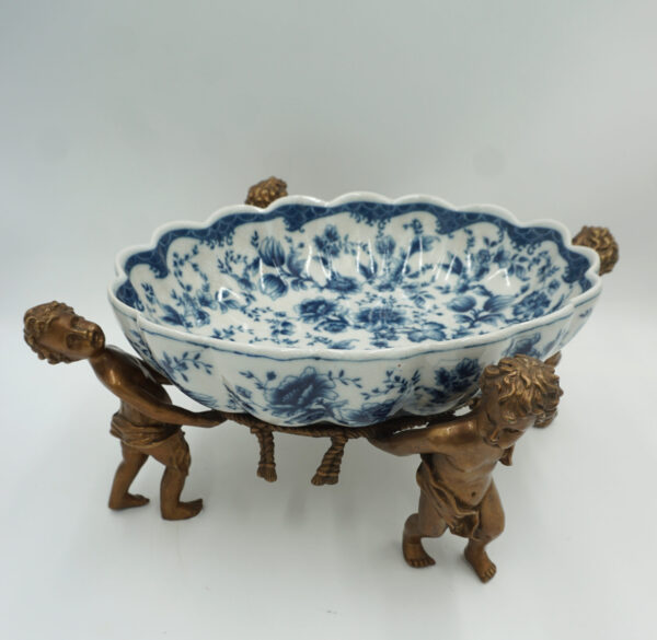 PATERA PORCELANA Z BRĄZEM NA ANIOŁACH - ANIOŁY BRĄZ + PORCELANA PATERA