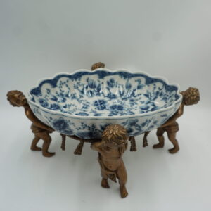 PATERA PORCELANA Z BRĄZEM NA ANIOŁACH - ANIOŁY BRĄZ + PORCELANA PATERA