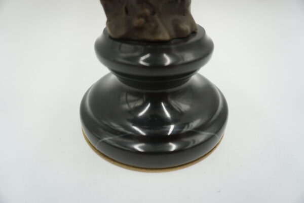 FIGURA Z BRĄZU SOWY