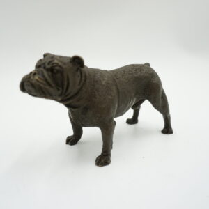 FIGURA Z BRĄZU PIES BULLDOG ANGIELSKI SŁODKI