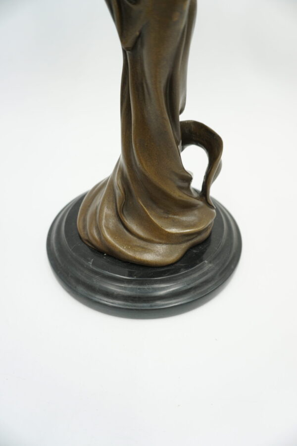 ŚWIECZNIK Z BRĄZU AKT KOBIETA SYGNOWANY