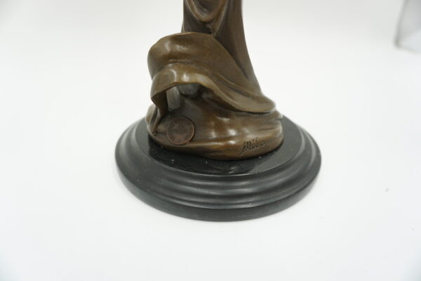 ŚWIECZNIK Z BRĄZU AKT KOBIETA SYGNOWANY