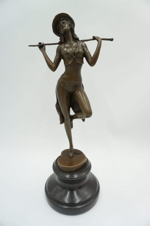 FIGURA Z BRĄZU TANCERKA REWIOWA