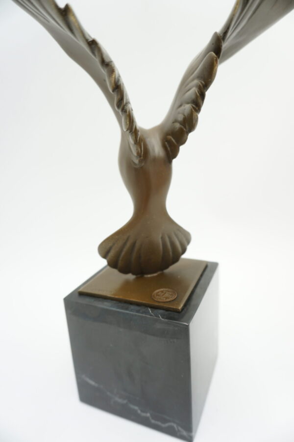 FIGURA Z BRĄZU GOŁĄB W LOCIE PTAK