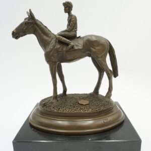 FIGURA Z BRĄZU JEZDZIEĆ NA KONIU JOKEY NA KONIU