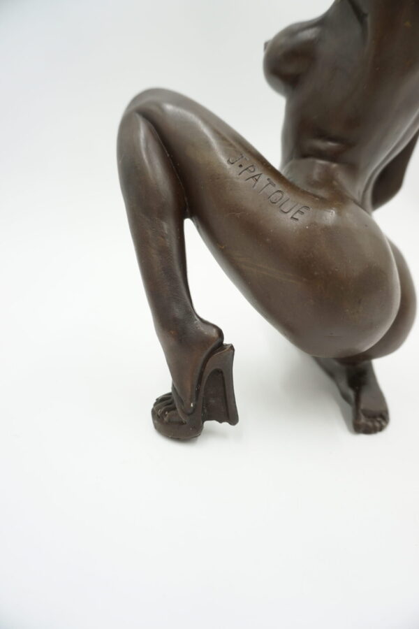 FIGURA Z BRĄZU AKT NAGA KOBIETA