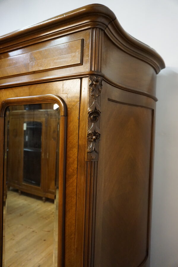 PAŁACOWA SZAFA TRZYDRZWIOWA Z LUSTRAMI LUDWIK ROCAILLE ANIOŁ FRANCJA