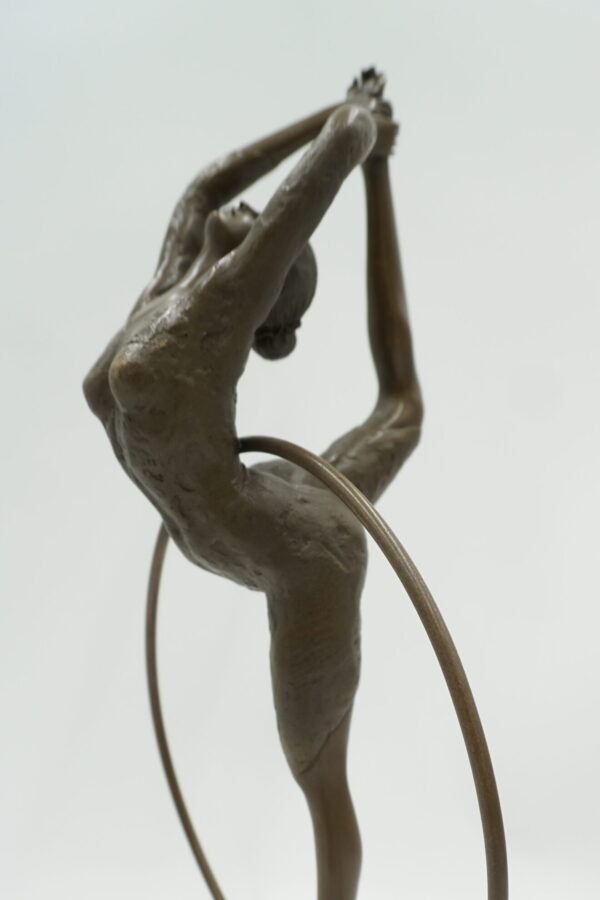 FIGURA Z BRĄZU TANCERKA BALETNICA BALLERINA W KOLE